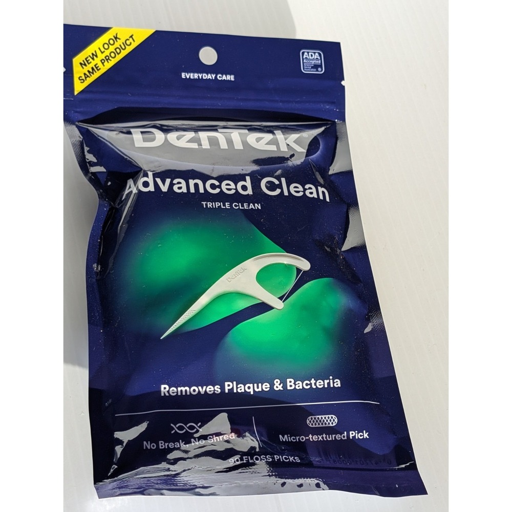 Triple Clean Advanced Clean Floss Picks, No Break & No Shred Floss, 90 Count